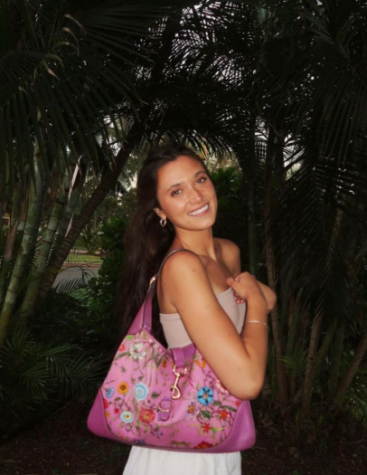 <em>Cristina R.</em>